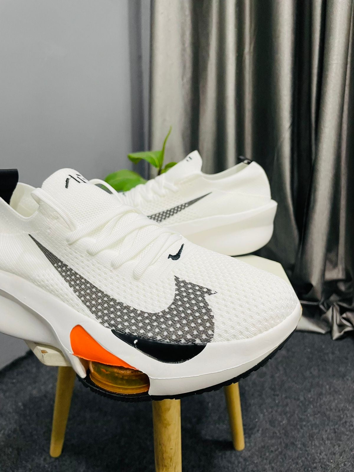 White Cushioned Sport Shoes - Men's Breathable Lightweight Athletic Trainers