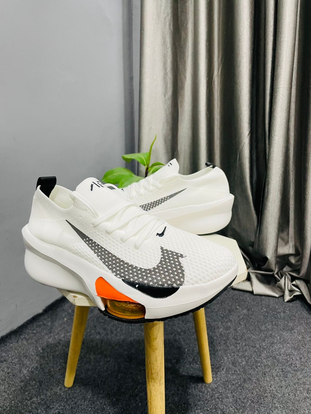 White Cushioned Sport Shoes - Men's Breathable Lightweight Athletic Trainers
