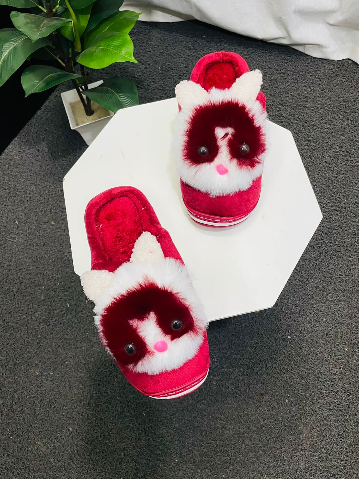 Womens 2025 cat slippers