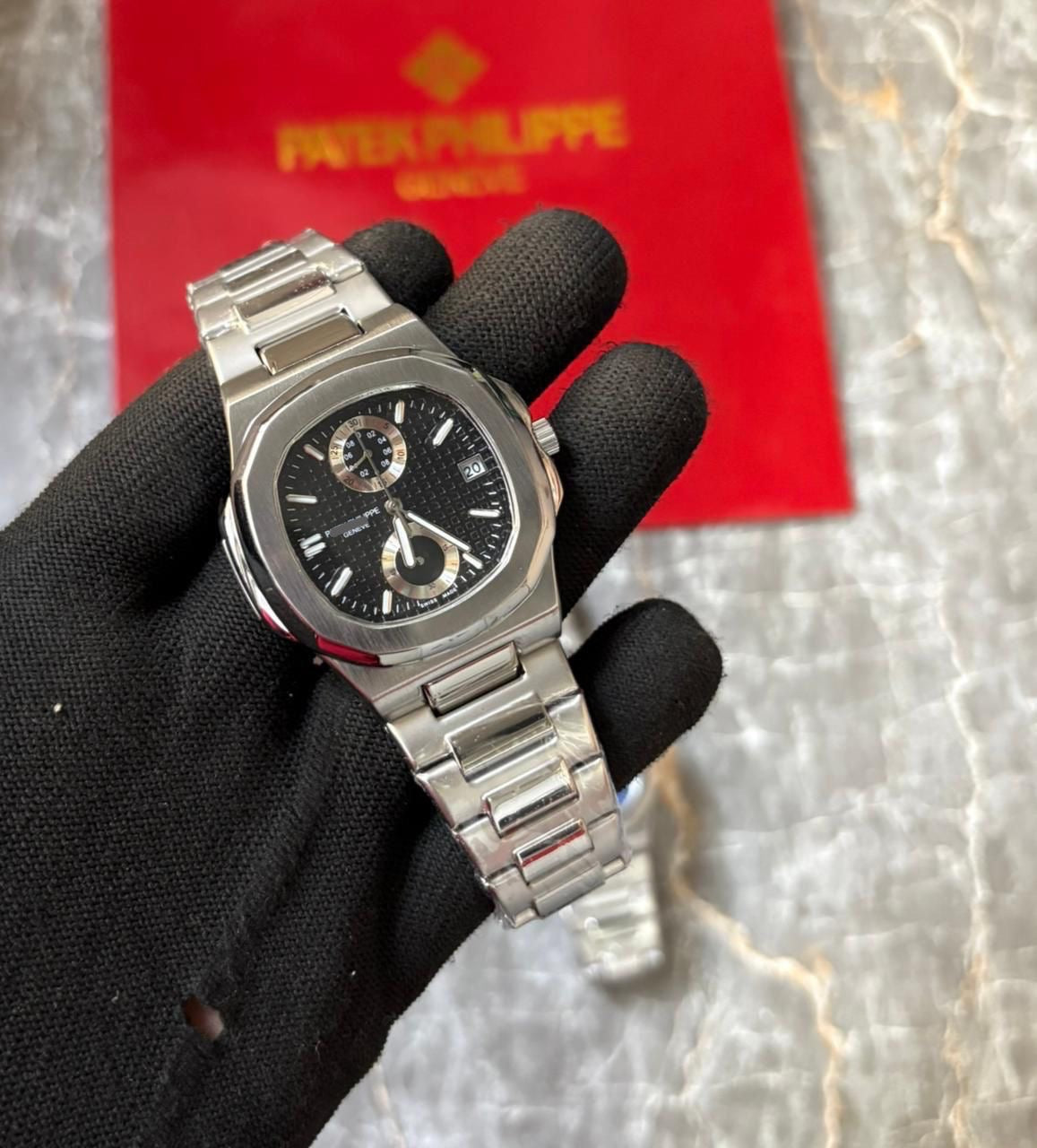 High-End Stainless Steel Finish Gents Watch - Automatic Movement Chronograph
