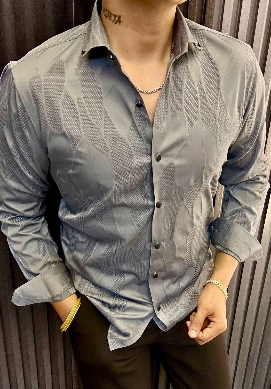 Elegant Shirt with Subtle Textured Pattern