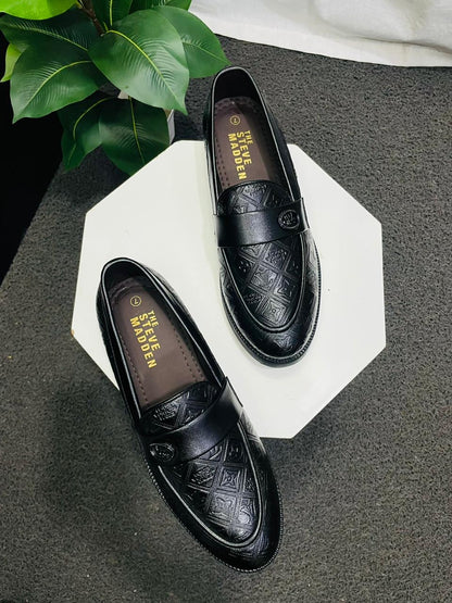 Men’s Black Texture Causal Loafers