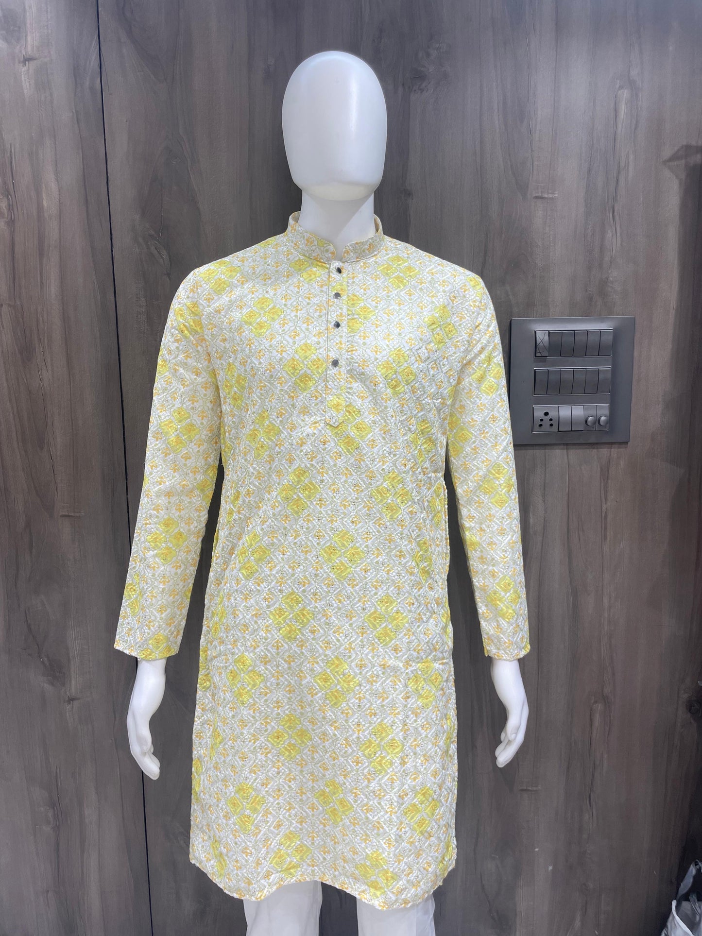 Yellow and White Floral Geometric Pattern Kurta – Branded Baba