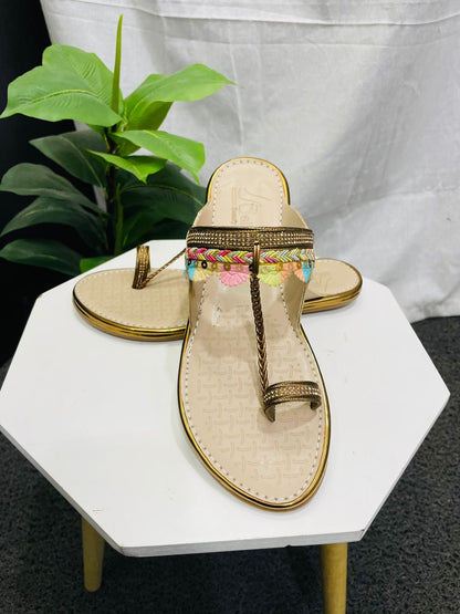 Embroidered Toe-Ring Flat Sandals