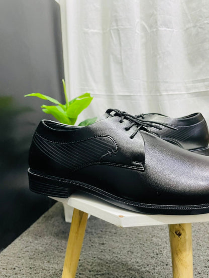 MEN SIMPLE BLACK FORMAL SHOE