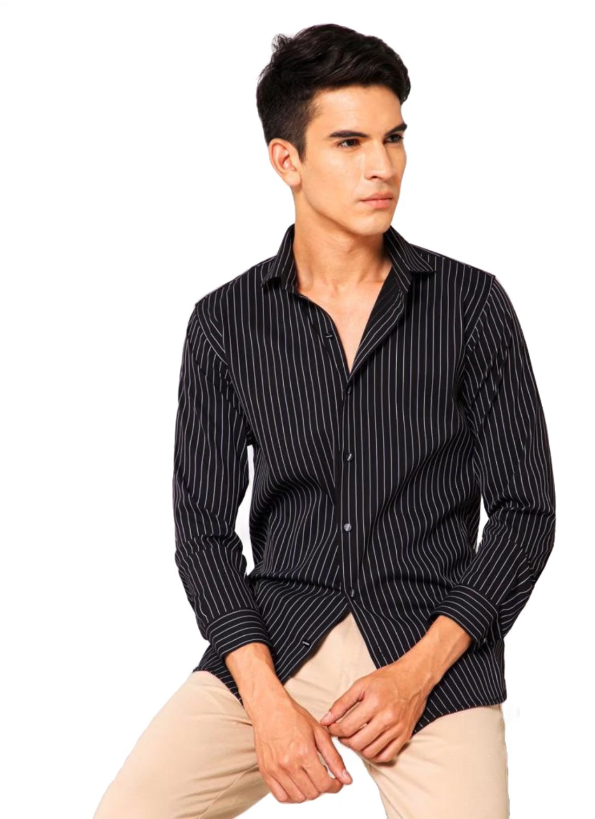 Men Black And White Smart Skinny Fit Striped Pure Cotton Casual Shirt