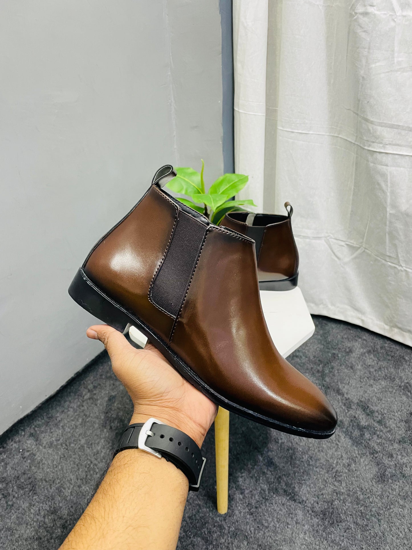 Brown Colour Leather Ankle Length Chelsea Boots