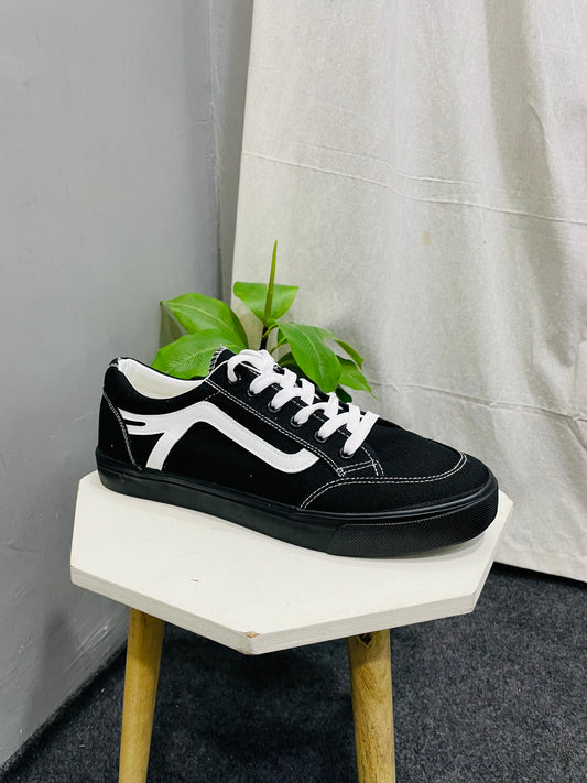 Full Black Flat Sole Canvas Sneakers