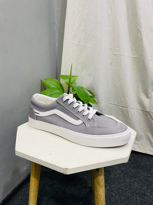 Men’s Greyish Thick Flat Sole Sneakers