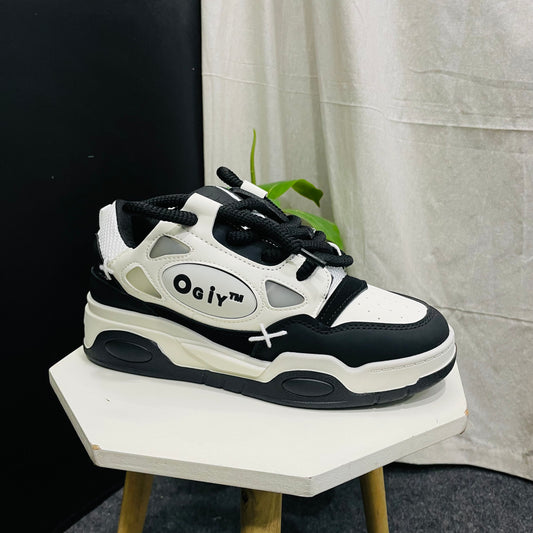 Ogiy™ Black and White Chunky Sole Sneakers – Modern and Stylish