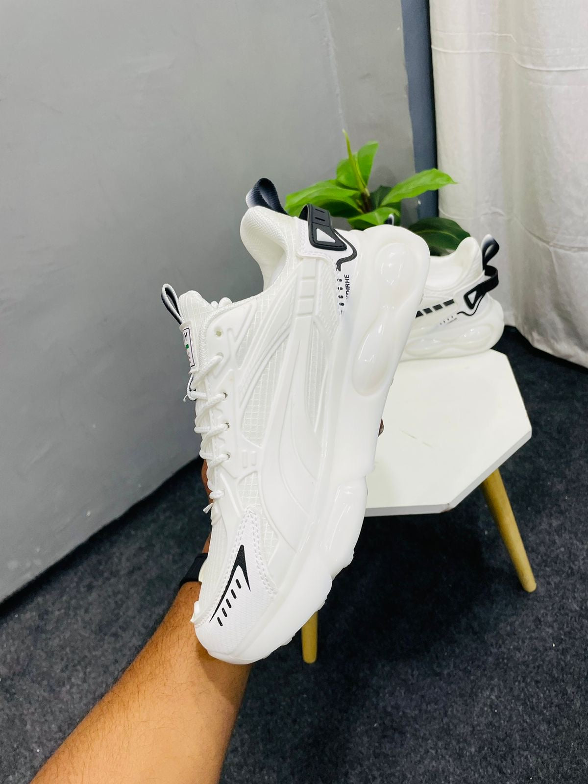 New 2024 Trendy White Men Athletic Causal Shoe