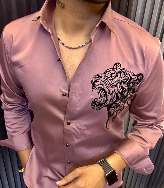 Light Purple Button-Up Shirt with Black Tiger Design – Branded Baba