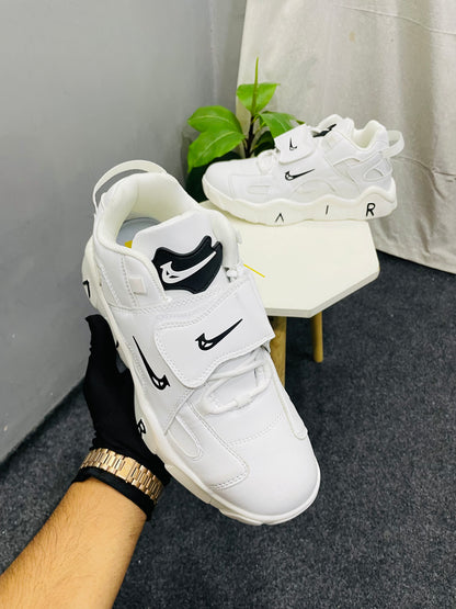 Men’s Mid Top White Lightweight Sneakers