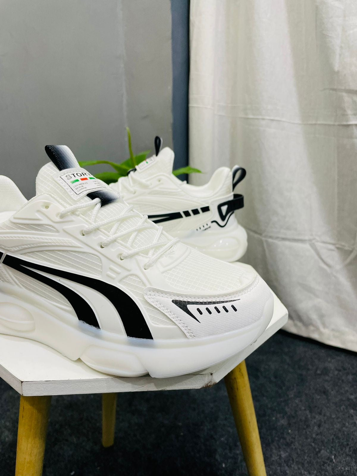 New 2024 Trendy White Men Athletic Causal Shoe