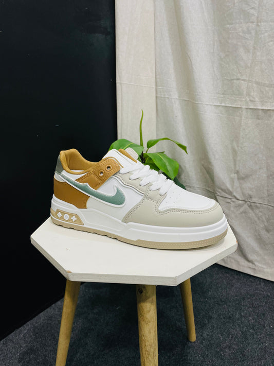 Trendy White and Beige Sneakers with Light Green Accents – Ultimate Comfort