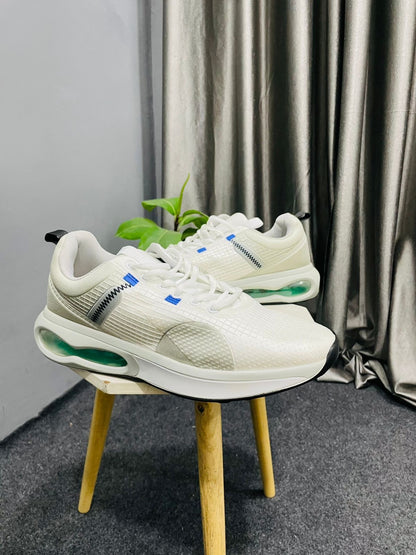 Men's White Cushioned Running Shoes - Green Air Sole Lightweight Trainers