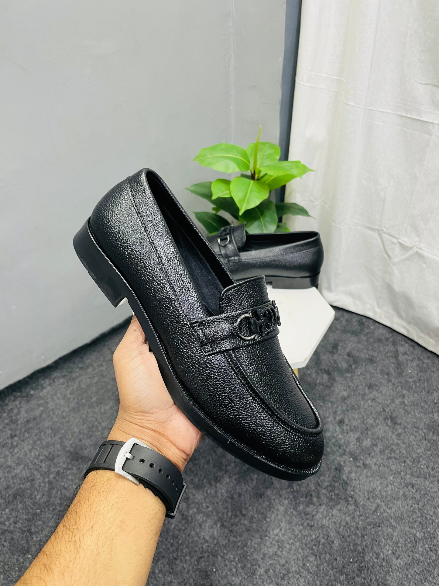 Men Leather Texture Black Semi Formal Causal Loafers